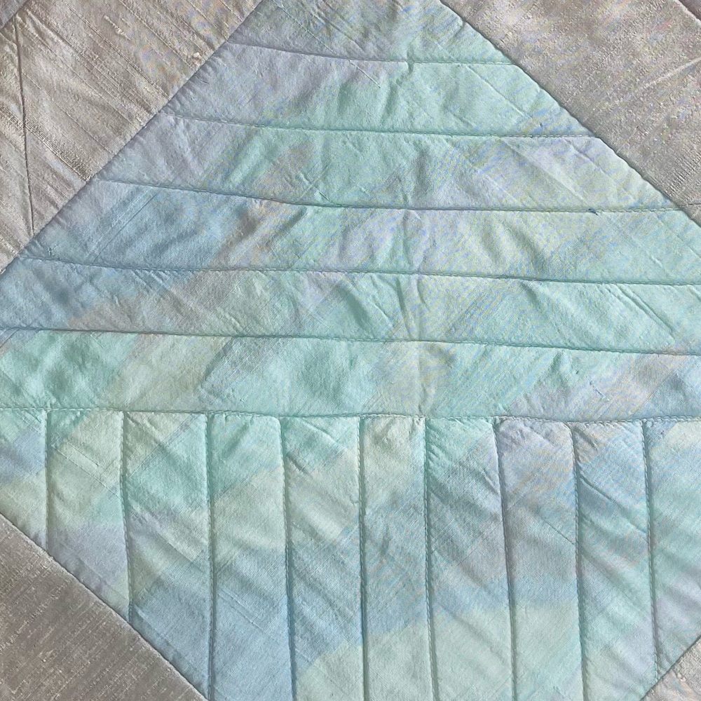 Blue Gray Iridescent Design Silk Euro Sham With Zipper On Back NEW - Picture 8 of 10